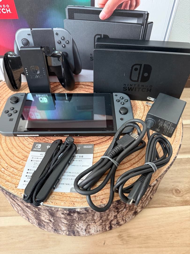 Nintendo Switch ニンテンドースイッチ本体　グレー③