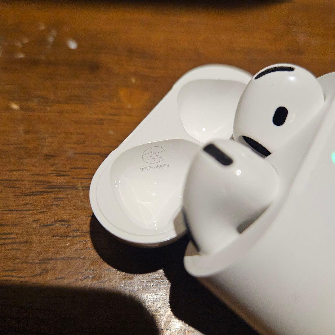 AirPods 4 ノイズキャンセリング