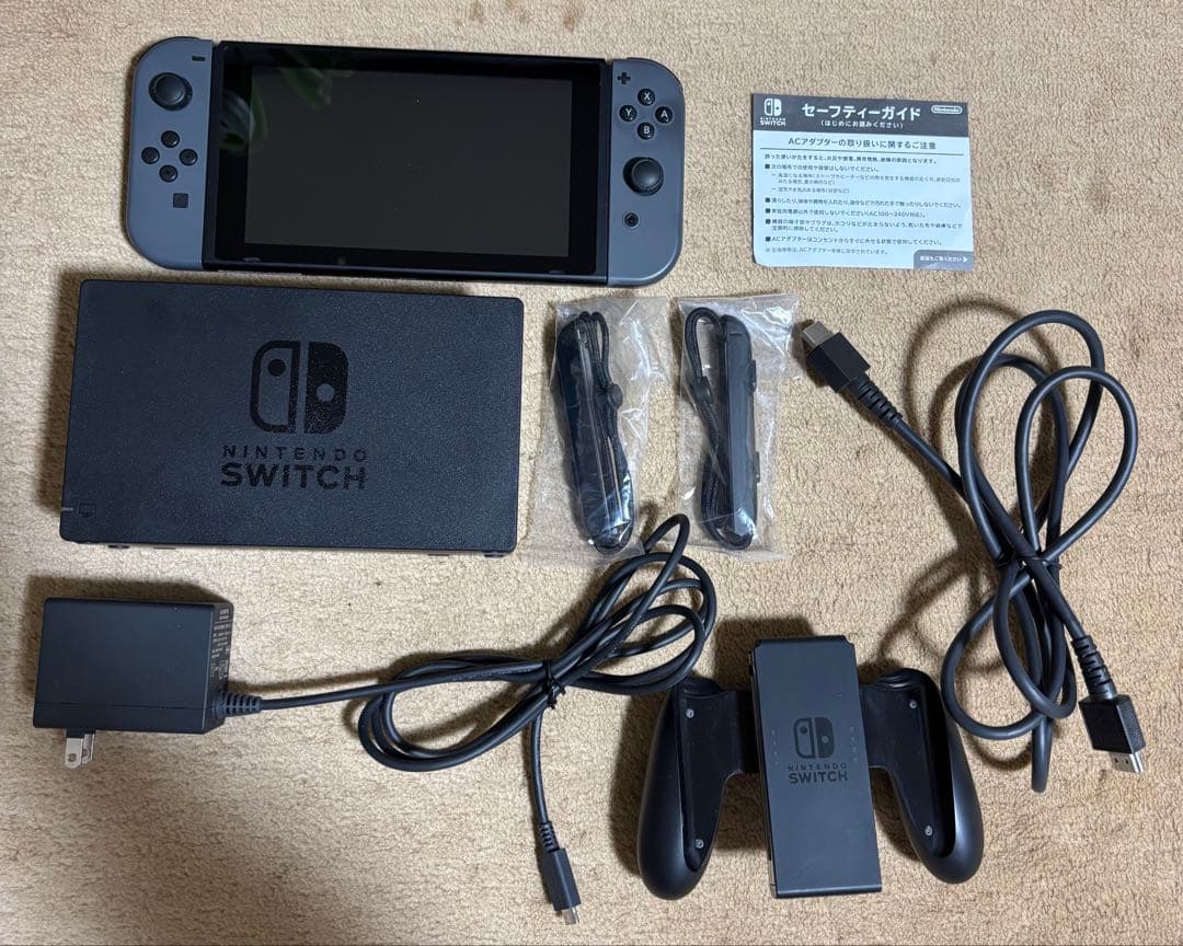 Nintendo Switch 本体 全付属品あり　動作確認済画面日焼けあり