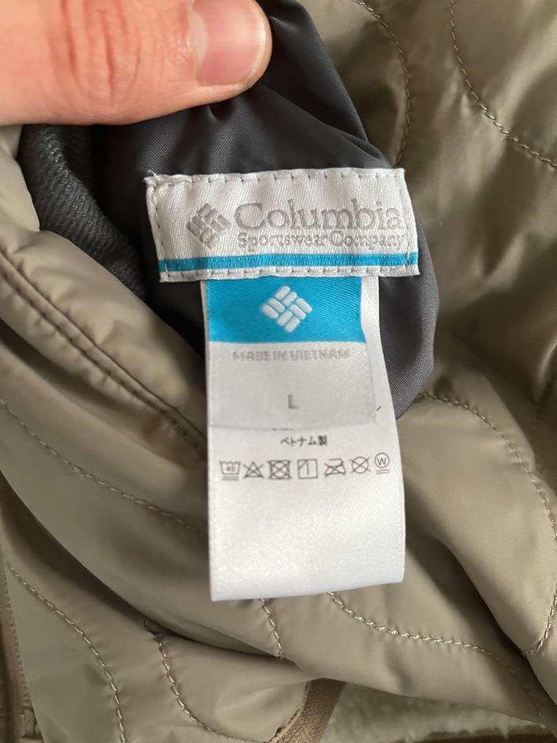 Columbia リバーシブル　ベスト