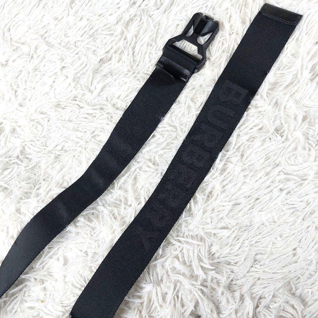 極美品 近年 バーバリー TBバックル ロゴ シルバー金具ガチャベルト ブラック