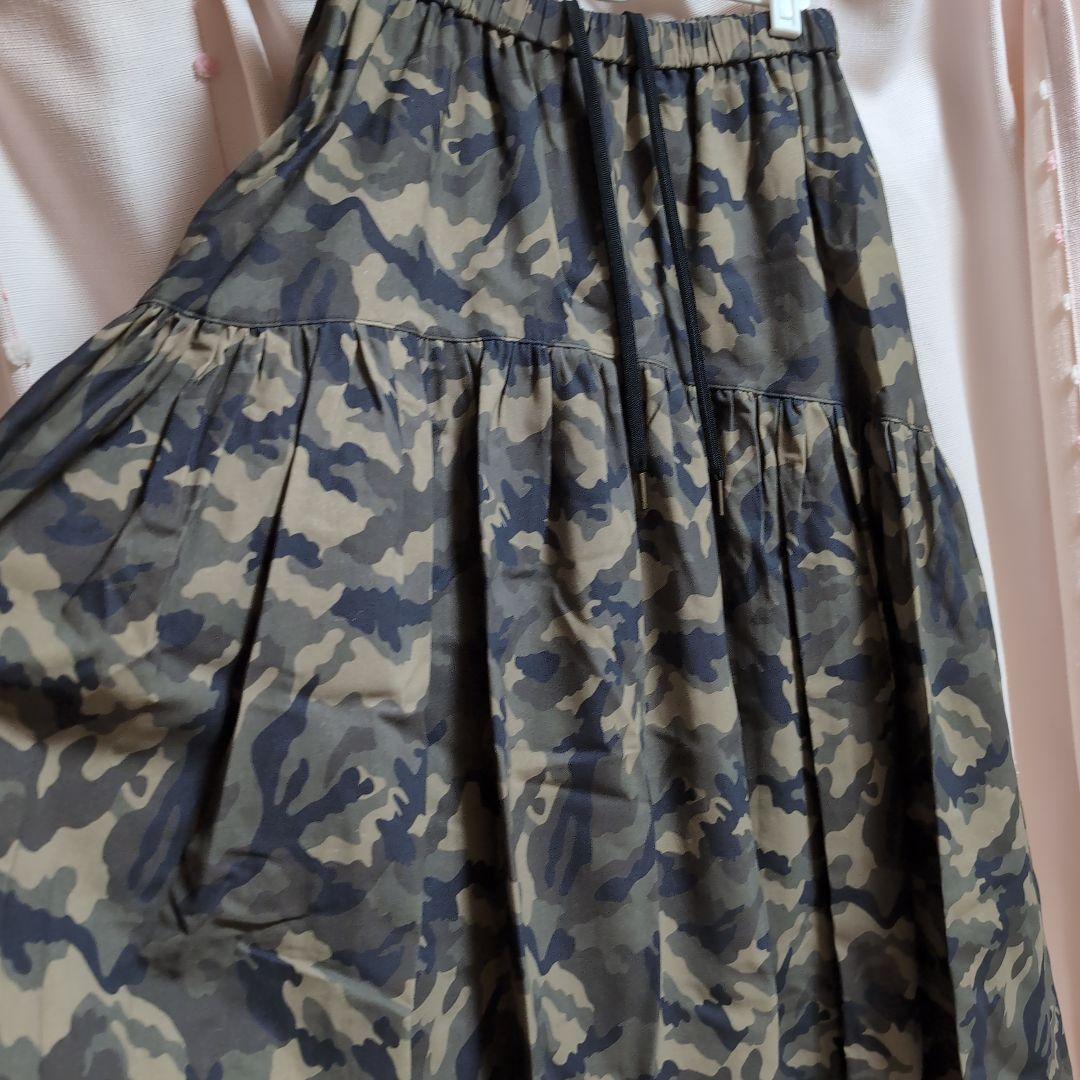 新品　gatsgrand 迷彩柄 フレアスカート ゴムウエスト