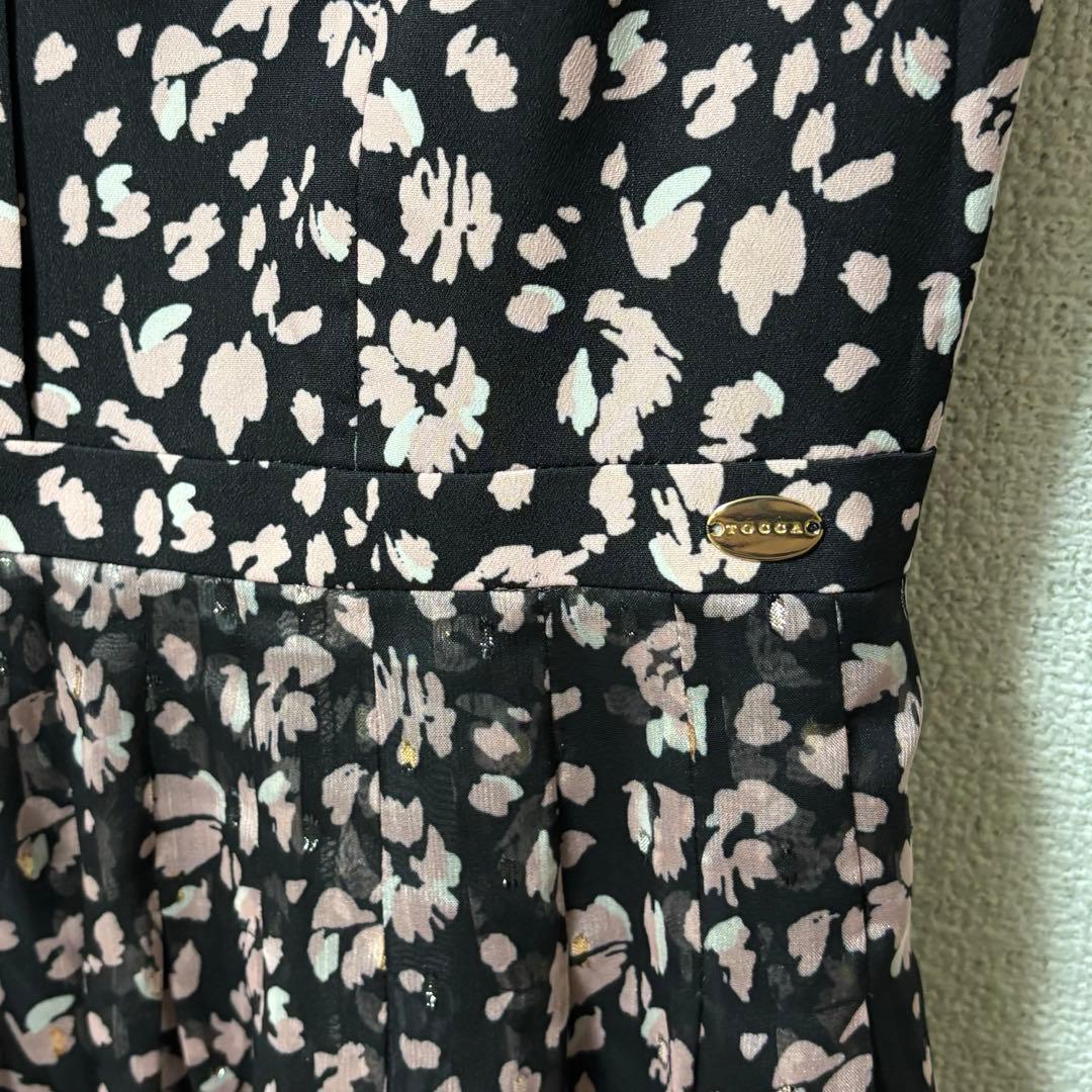 美品 TOCCA FLOWER PETALS CARPET 花柄ワンピース