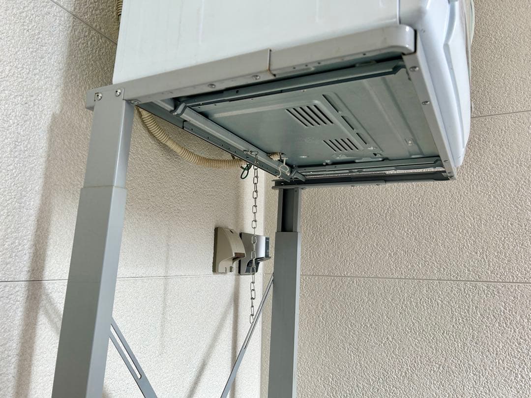 HITACHI 日立の乾燥機 DE-N60WV とスタンド