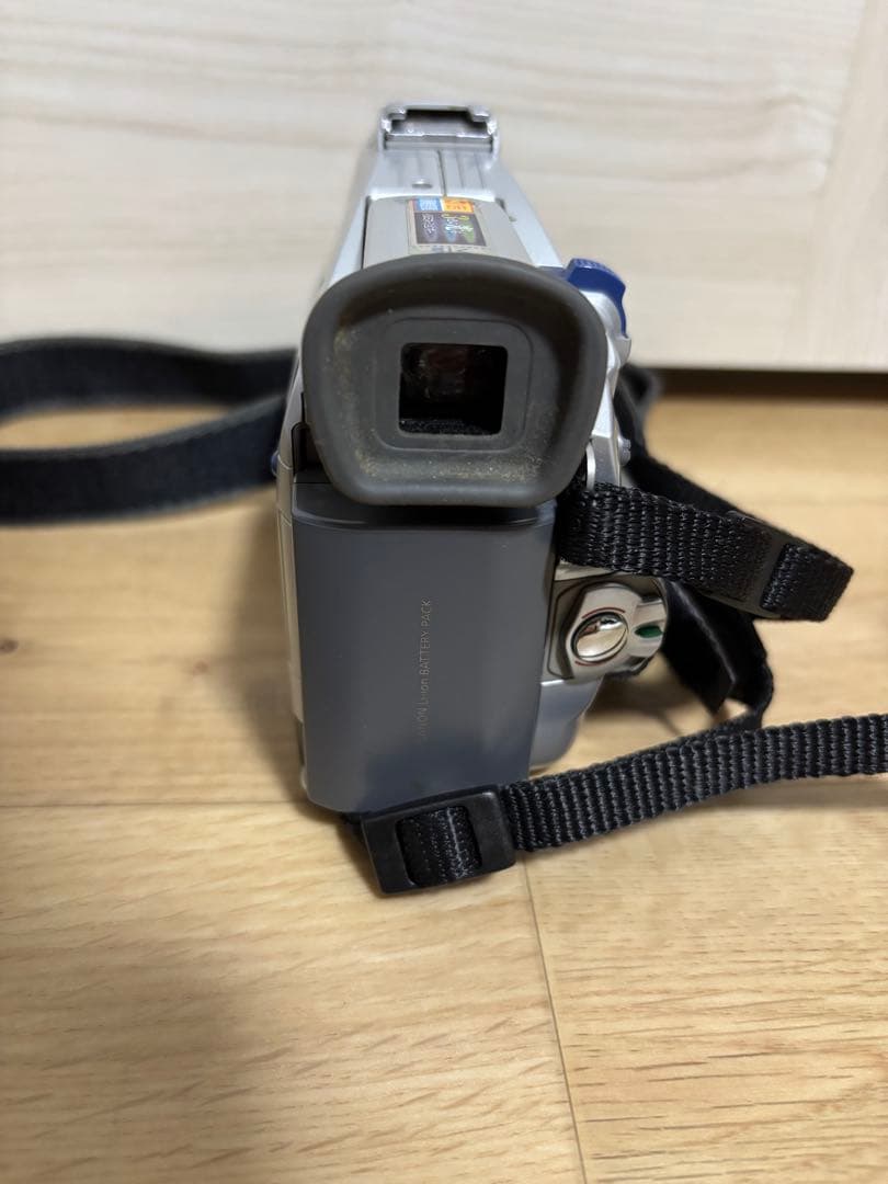 デジタルビデオカメラ　Canon キャノン