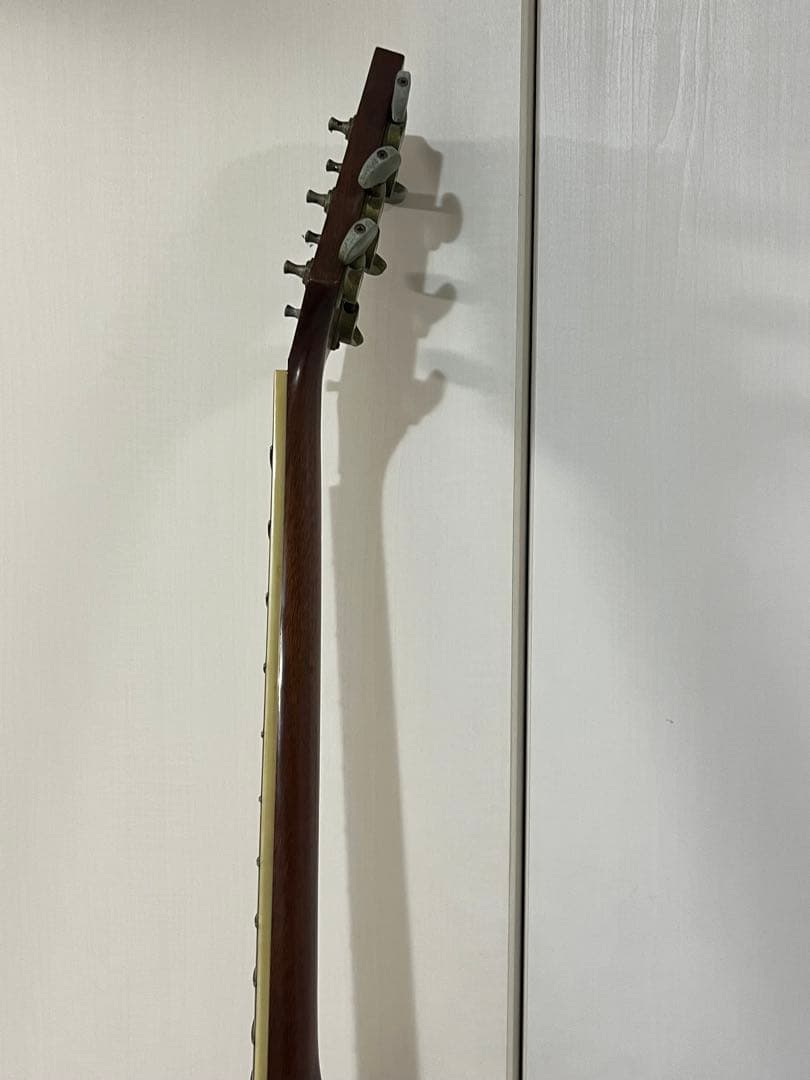早期売りの為セール中　Morris アコースティックギター　MV-701