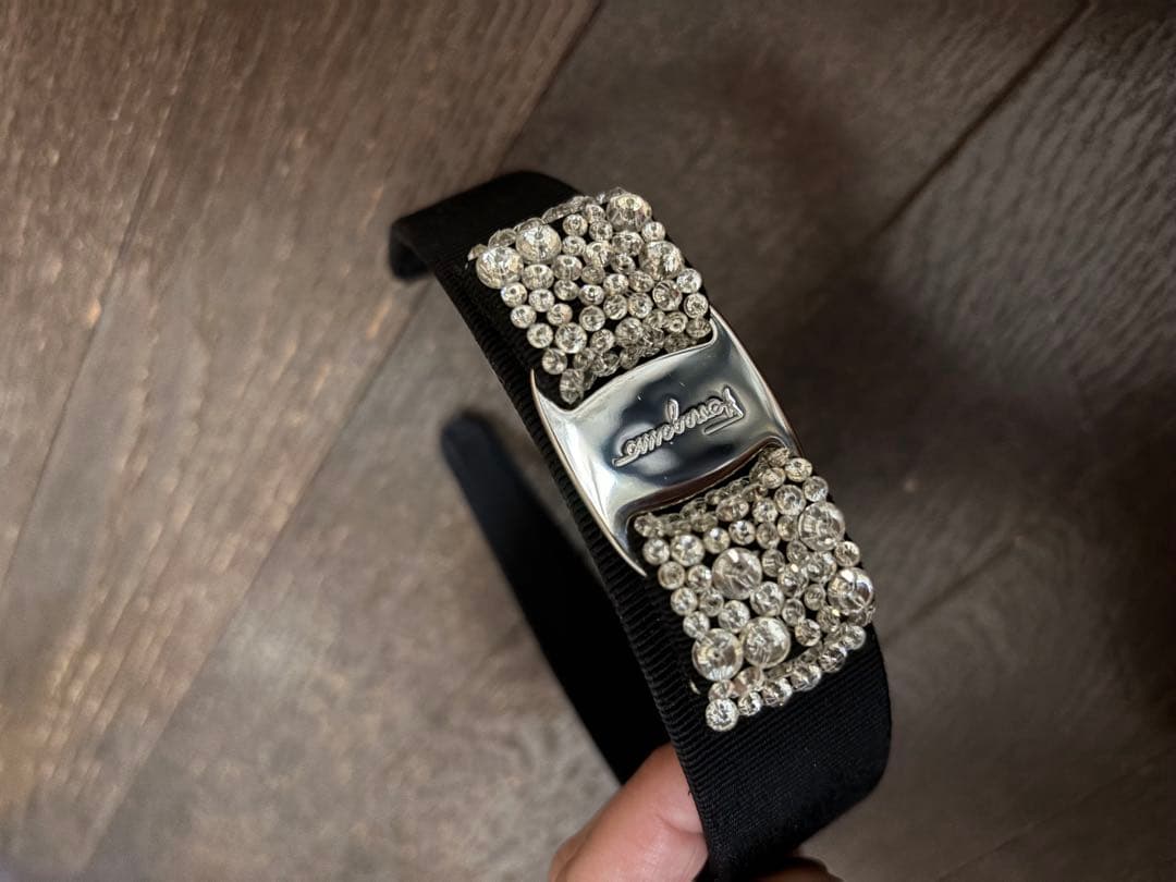 フェラガモ　カチューシャ　Salvatore Ferragamo
