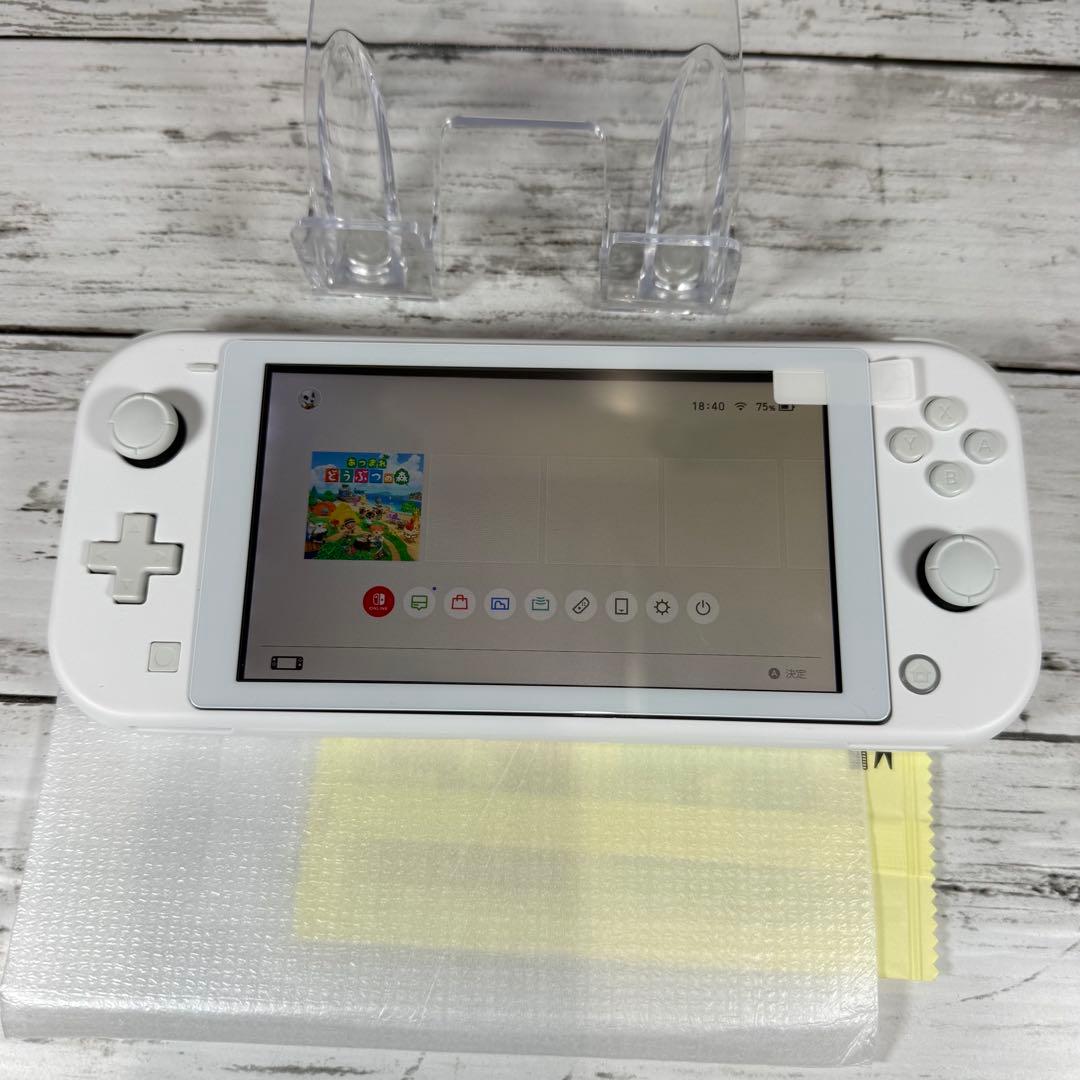 Nintendo Switch Lite カスタム品 eXtremeRate