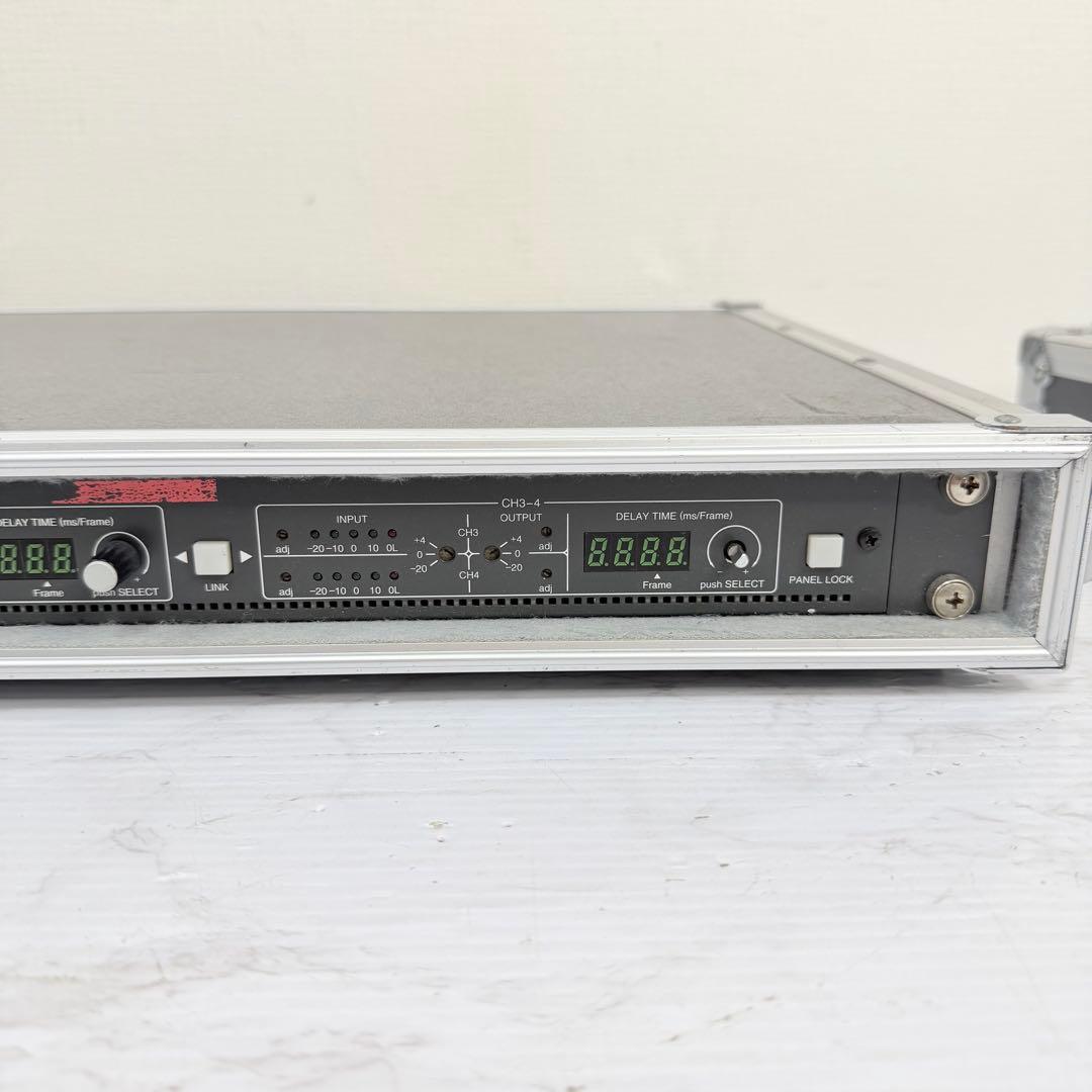 【希少】　Qolle　DLQ2140　アナログオーディオディレイ　ハードケース
