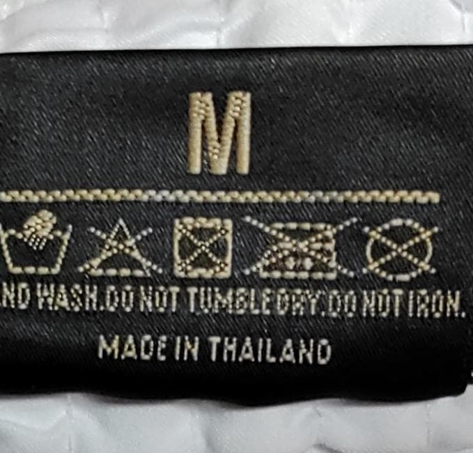 【Fairtex】ムエタイ トランクス ホワイト サイズ M　レッド円型刺繍付き