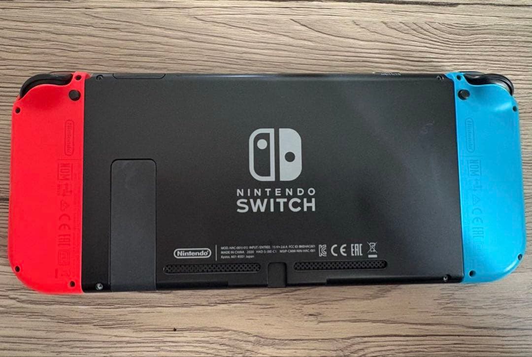 【動作確認&初期化済み】やや訳ありNintendo Switch 箱付属品付き