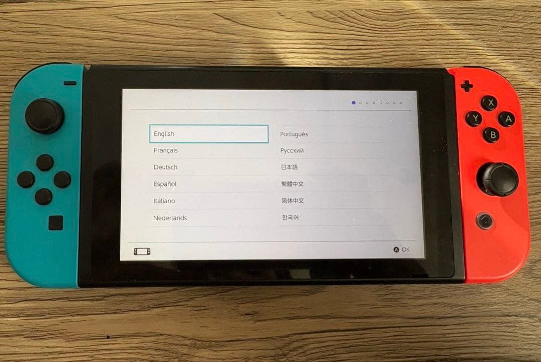 【動作確認&初期化済み】やや訳ありNintendo Switch 箱付属品付き
