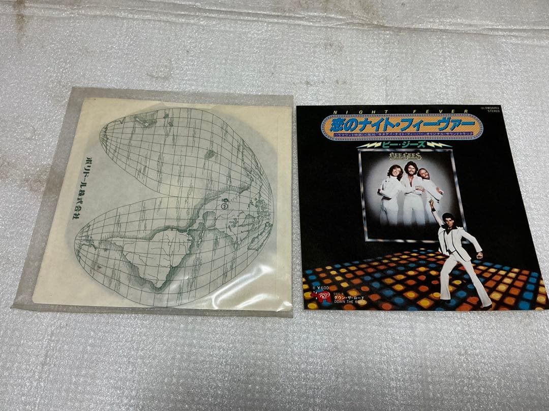 昭和の歌謡曲　EPレコード８枚セット【バラ売り不可能　中古品】。