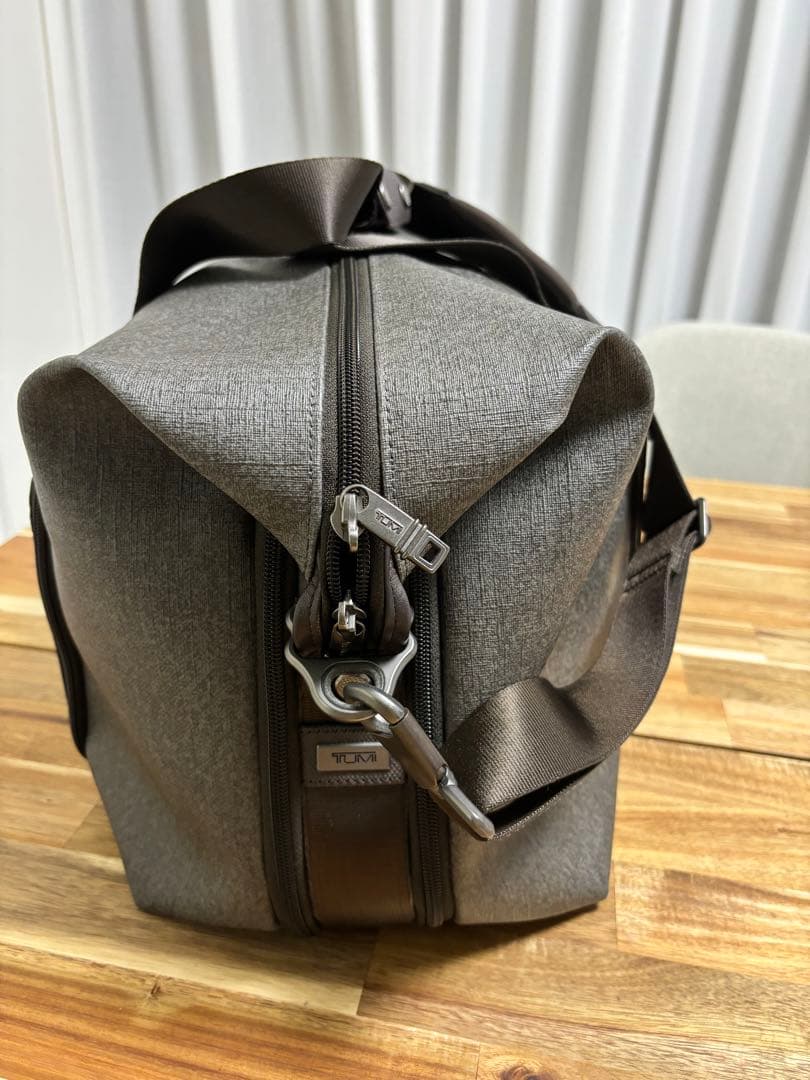 (TOM) TUMI ALPHA 2 ボストンバッグ グレー