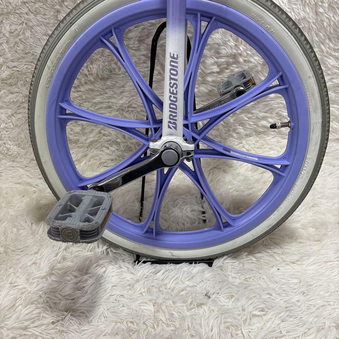 BRIDGESTONE♡20インチ　スタンド付き　タイヤにヒゲあり