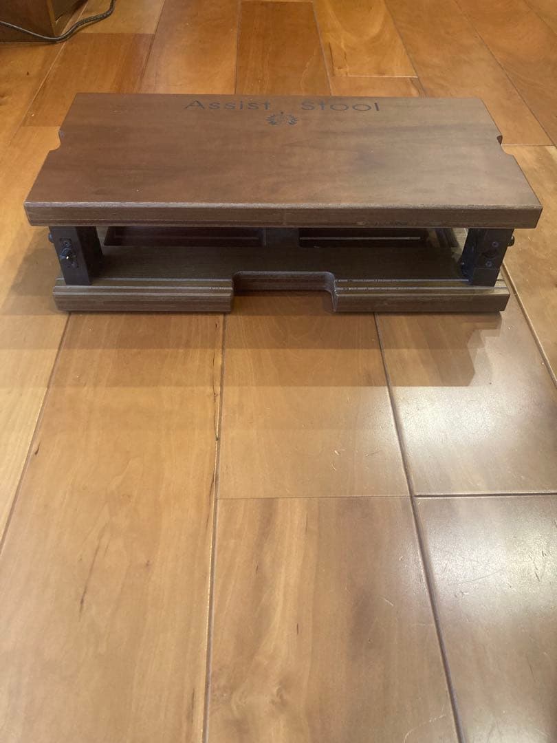 Assist Stool 木製折りたたみスツール　ピアノ　足台　茶色　ブラウン