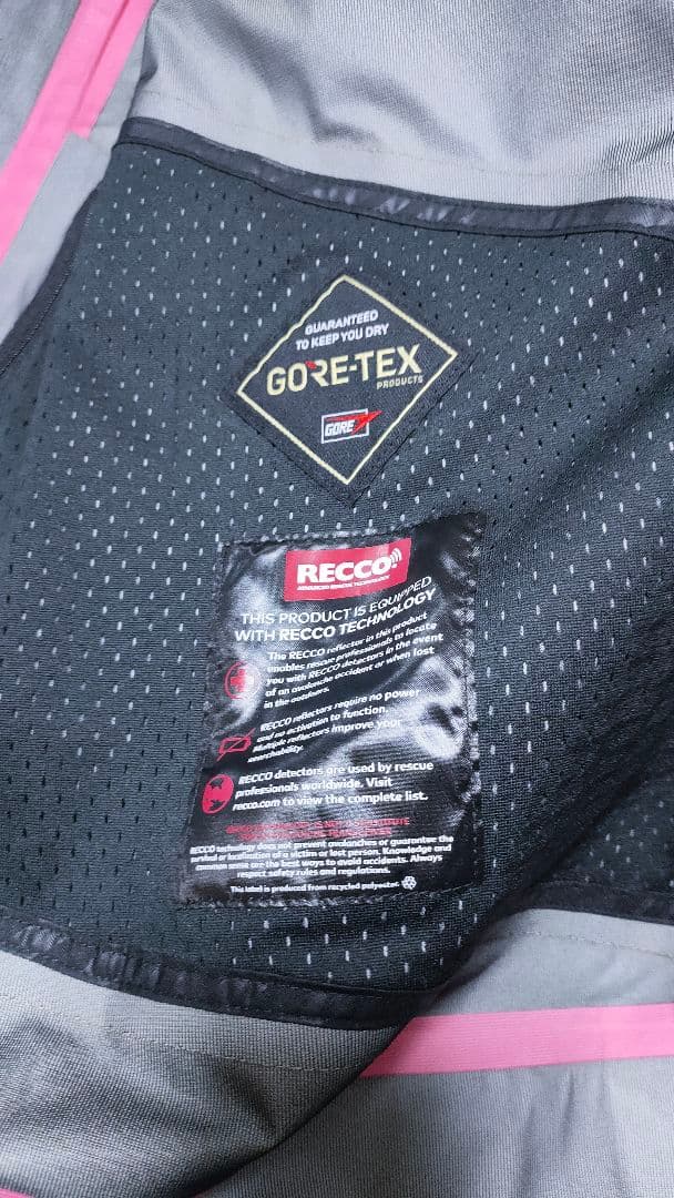 ✨美品✨【ボルコム VOLCOM】スノーボードウェア ゴアテックス ブラック