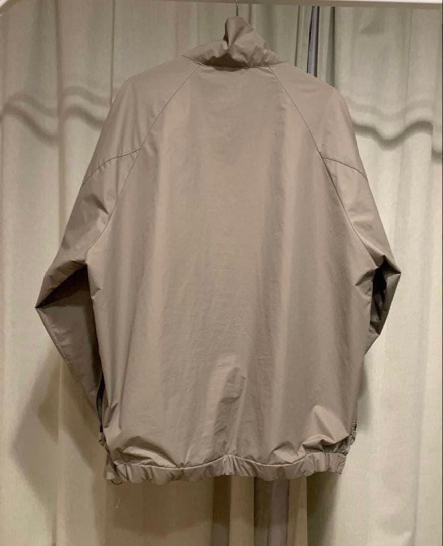 デサント　DESCENTE PAUSE 軽量撥水ブルゾン