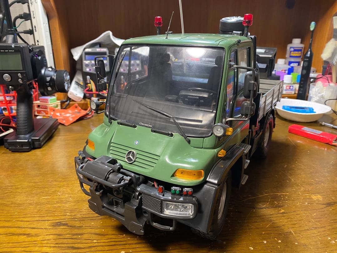 メルセデス・ベンツ Unimog 1/10