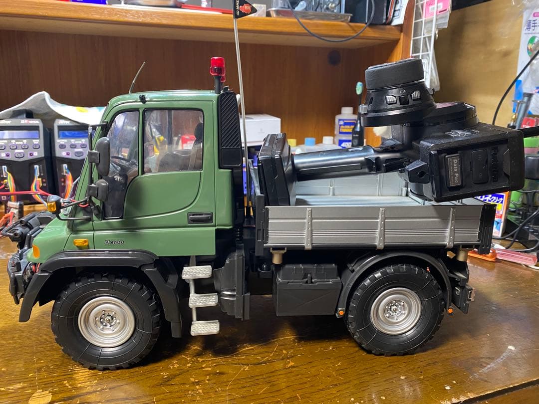 メルセデス・ベンツ Unimog 1/10