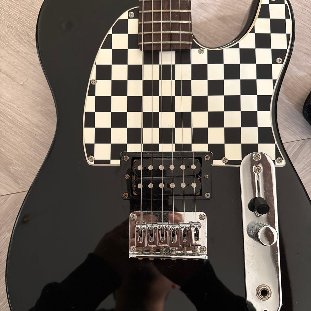 クリスマスセール☆Squier by Fender アブリル エレキギター
