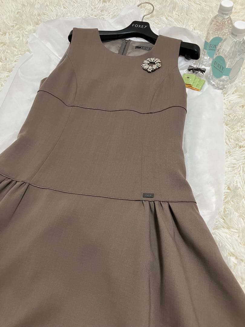♡休日価格フォクシーブティック物 エスプレッソカラー ワンピース40