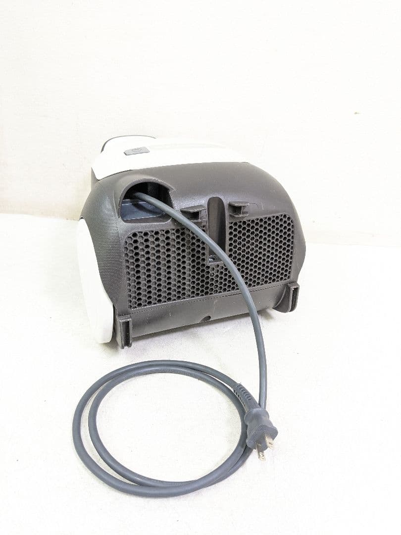 Panasonic MC-PKL17A-W 紙パック式掃除機 2016年製