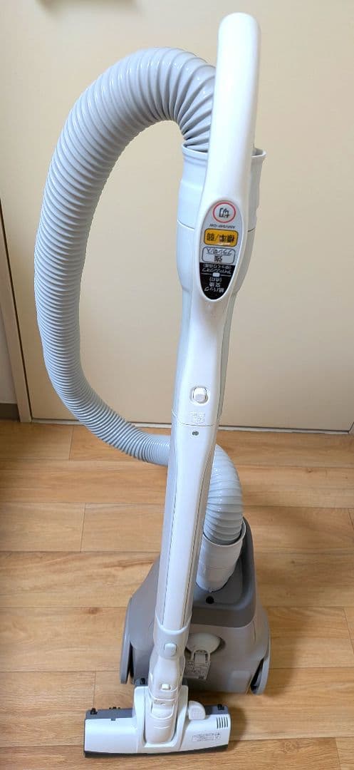 22年製 パナソニック 紙パック式 掃除機
