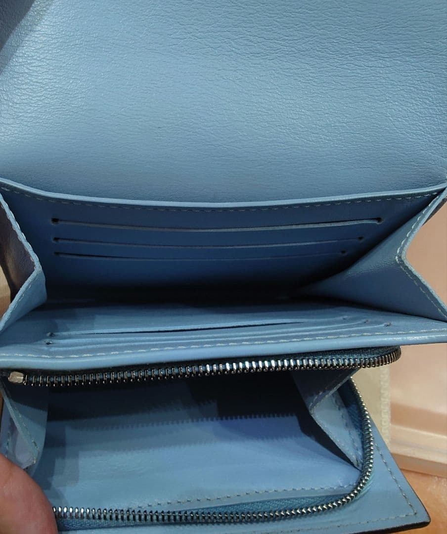 LOUIS VUITTON | ルイ・ヴィトン 二つ折り財布