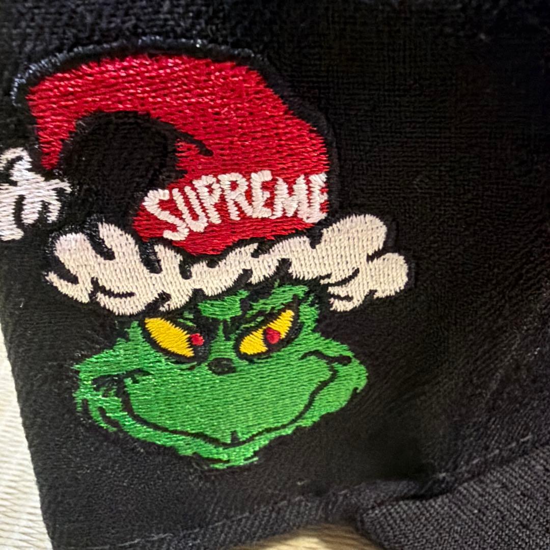 ア*ン様 Supreme　BOXロゴ　NEWERA　グリンチ　７1/2 59.6
