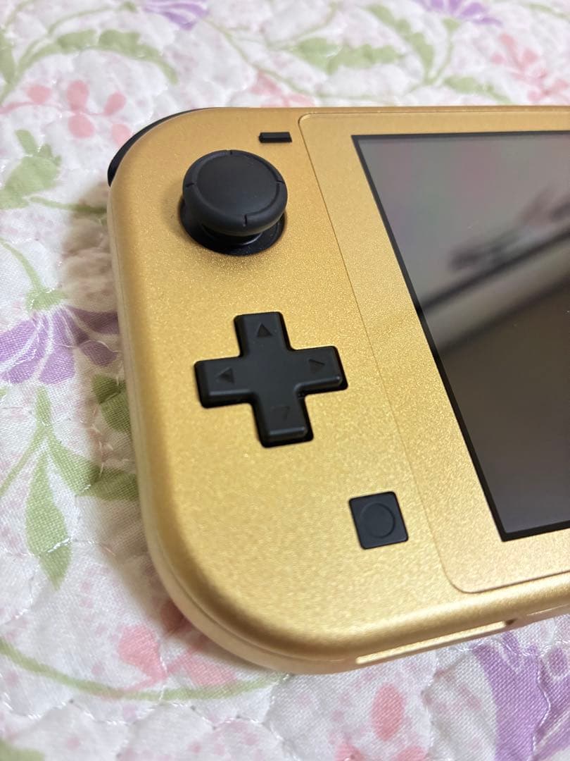 【美品】Nintendo Switch Lite ハイラルエディション
