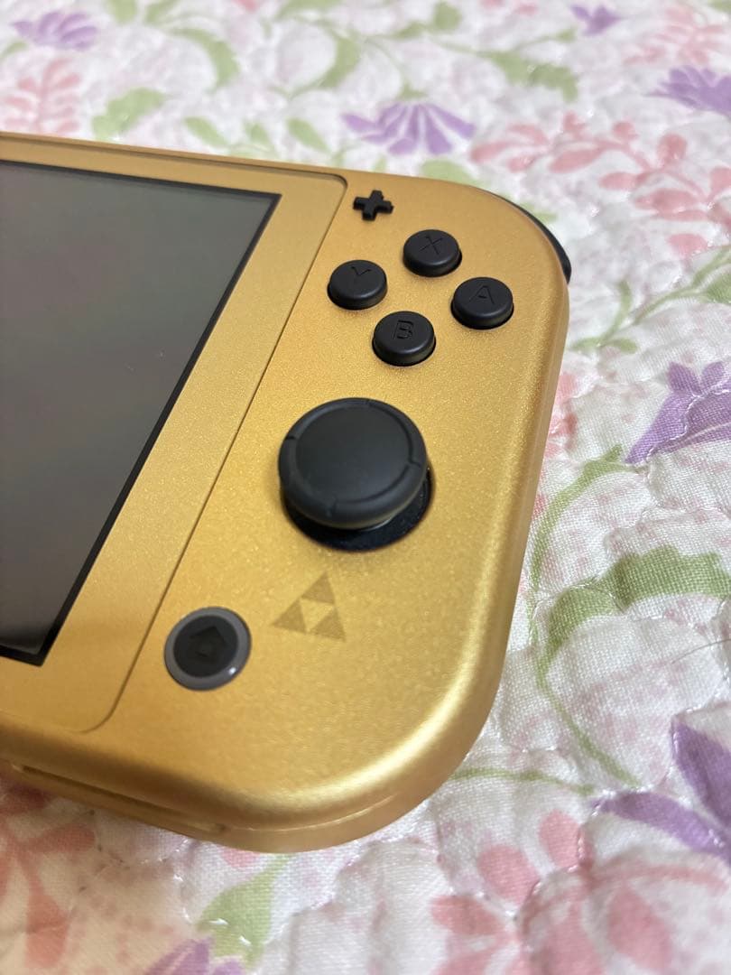 【美品】Nintendo Switch Lite ハイラルエディション
