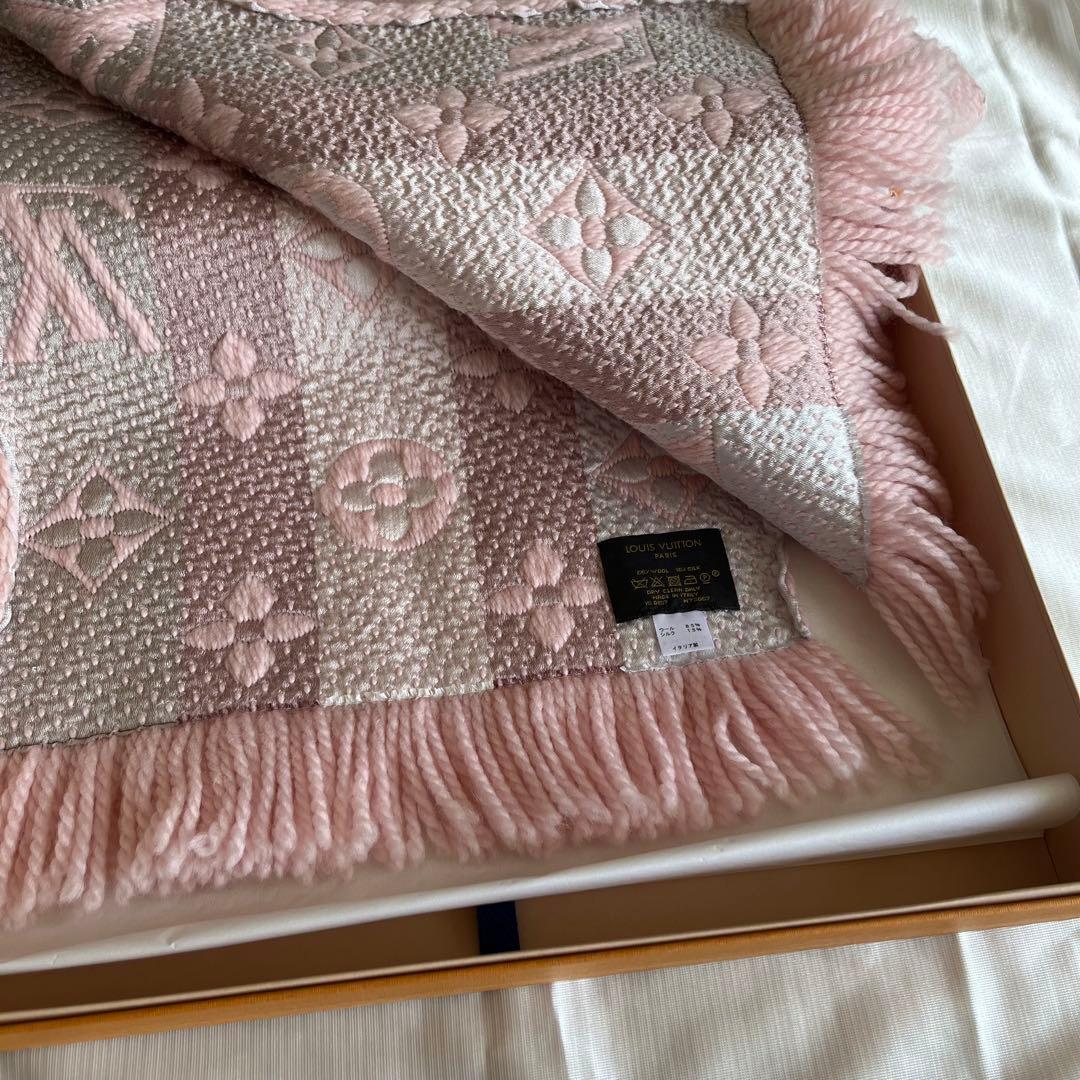 レア☆LOUIS VUITTON エシャルプロゴマニア