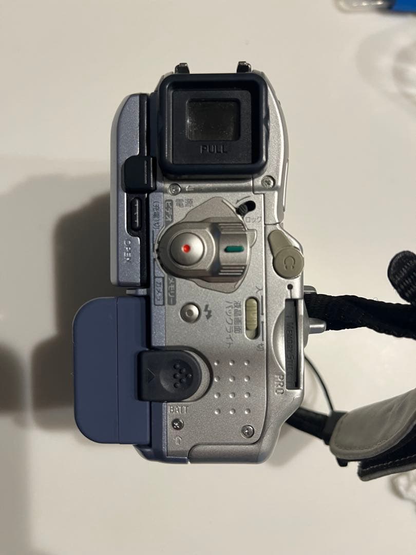 SONY DCR-PC105Kビデオカメラ