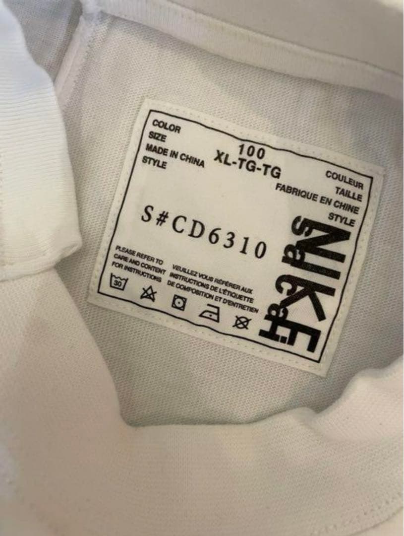 NIKE sacai 再構築Tシャツ
