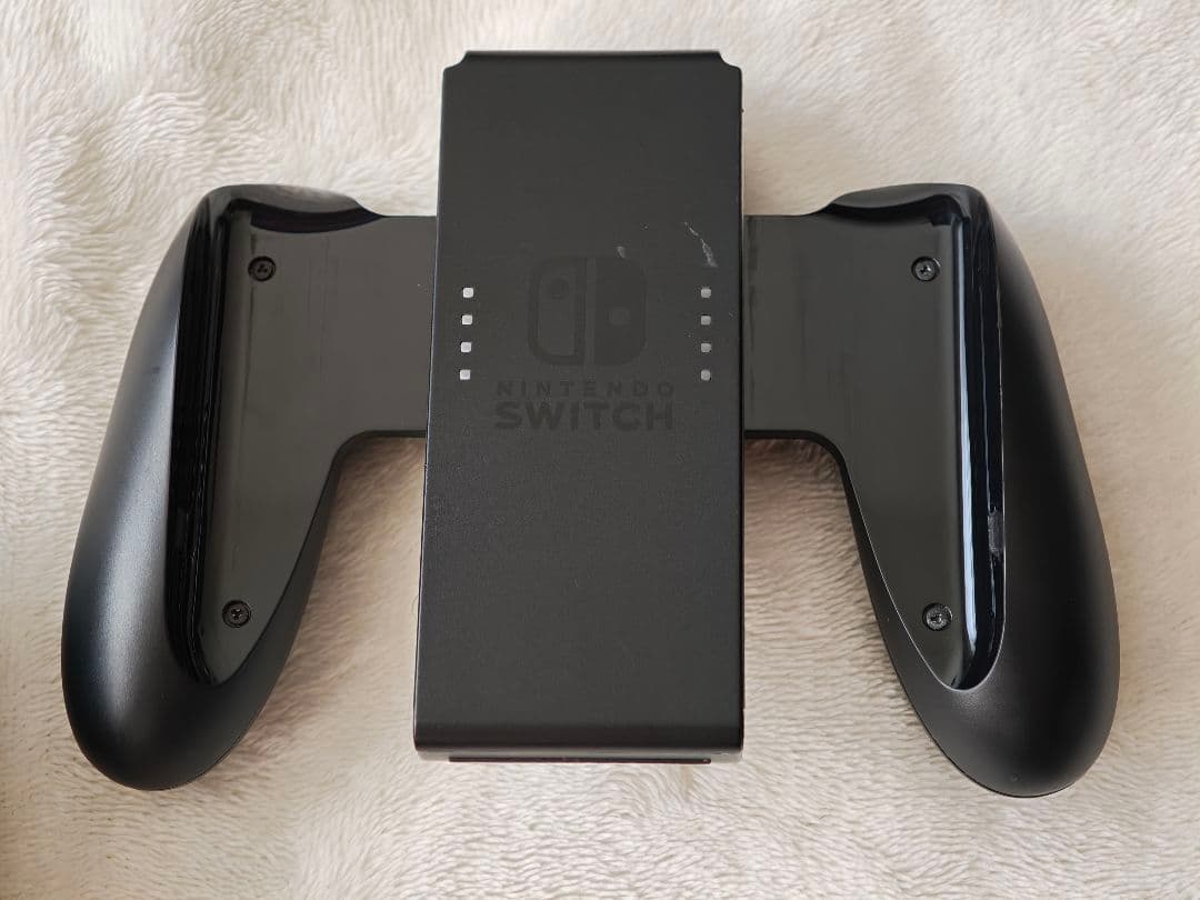 さ*け様 Nintendo Switch 本体 青/赤 sdカード64gb付き