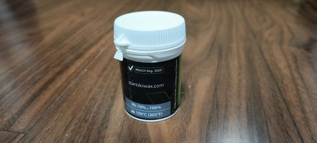 START XT4 スキー用パウダー仕上げ 30g 新品