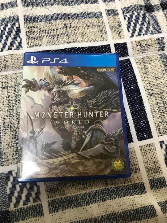 ps4ジェットブラック  モンハンワールドセット