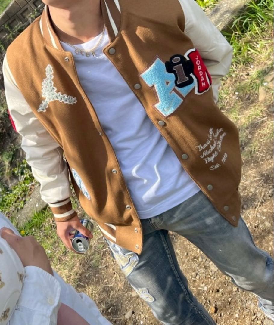 Air Jordan × Cactus Jack ジャケット　（平本蓮　着用）
