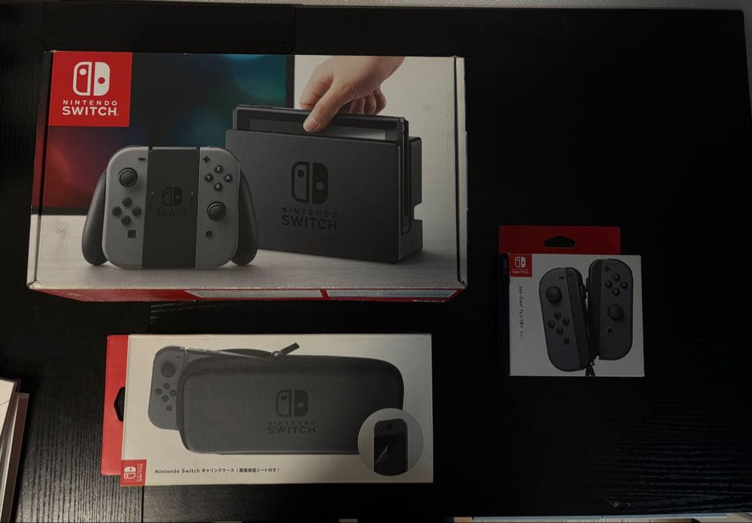 Nintendo Switch グレー 本体 付属品付き　Joy-Con動作不良