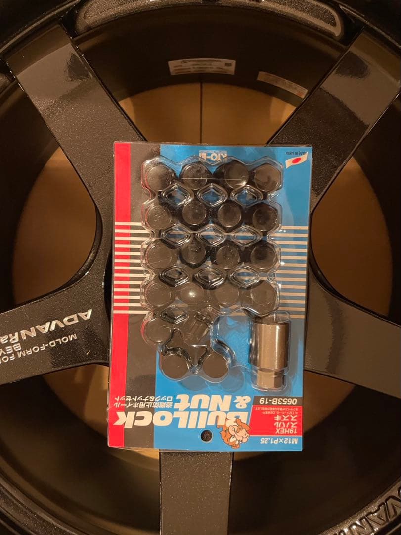 ADAVN Racing GT 18インチホイール 4本セット