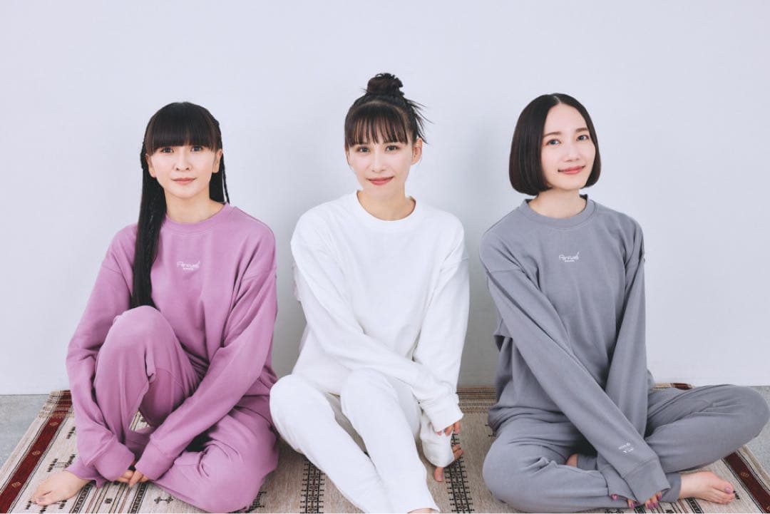 ⭕️Perfume FC限定✨ BAKUNE　popo White　ホワイト　M