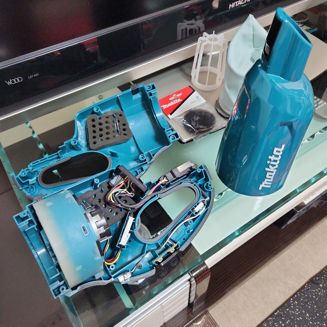 マキタ掃除機　CL281FD18v/本体のみ