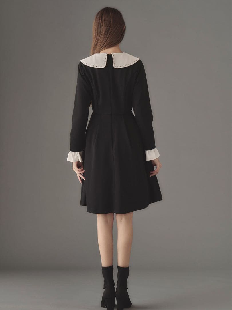 新品　EmiriaWiz エミリアウィズ　スタッズカラーフレアワンピース