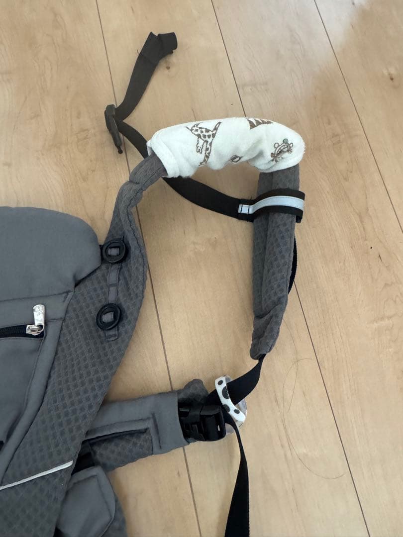 Ergobaby 抱っこ紐 グレー オールインワンベビーキャリア