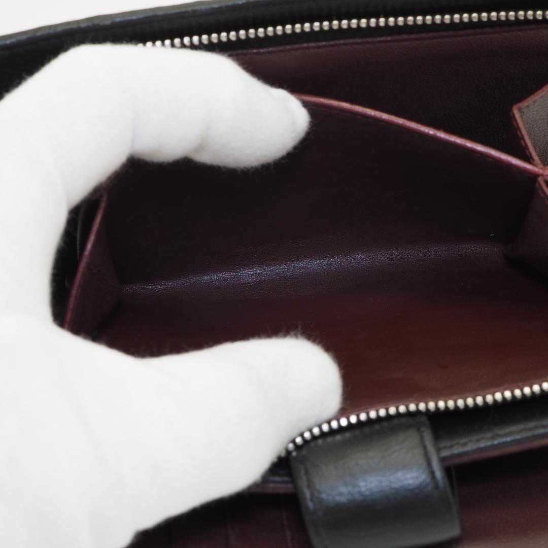 CHANEL シャネル マトラッセ 二つ折り ミドル財布 シルバー金具 黒