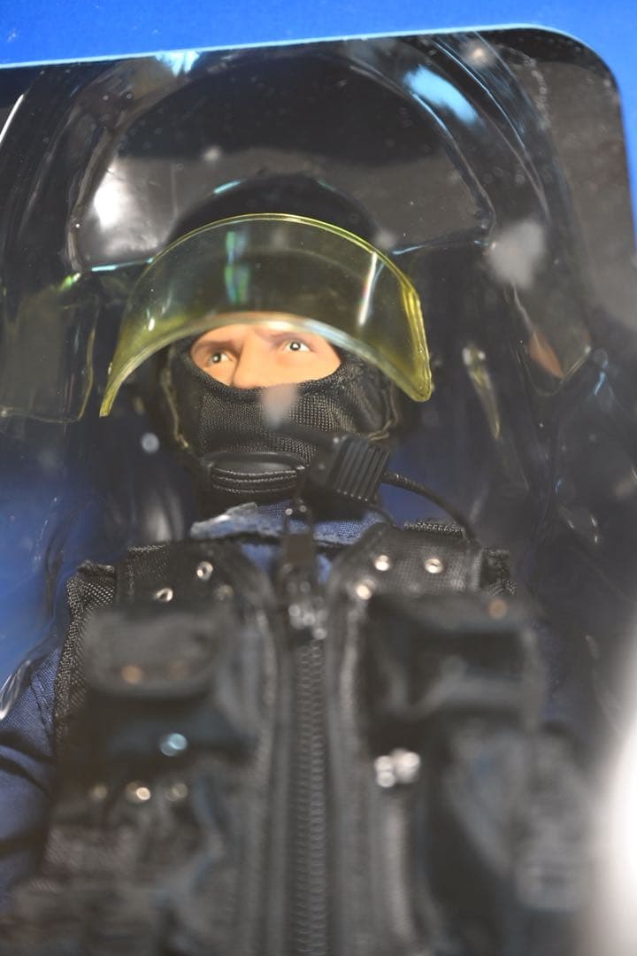 【未開封】メディコムトイ GIGN フランス特殊部隊 12インチフィギュア