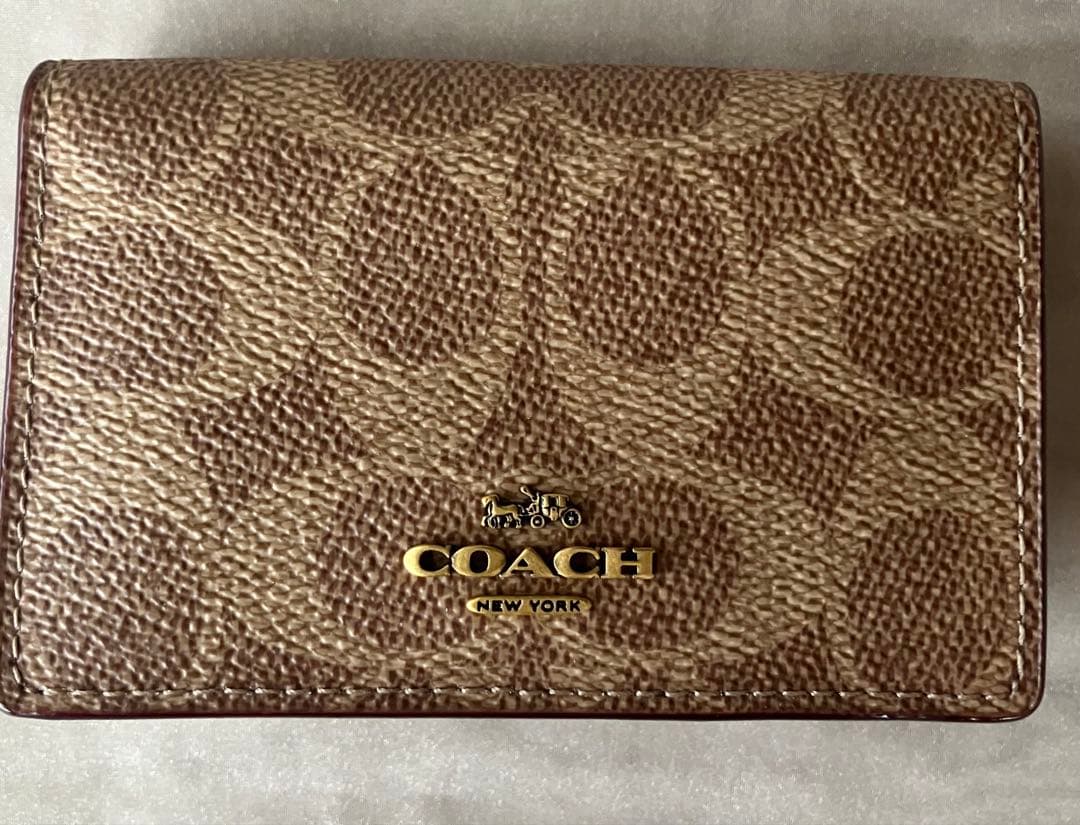 ホットケーキ　　COACH コーチ　名刺入れ　未使用品
