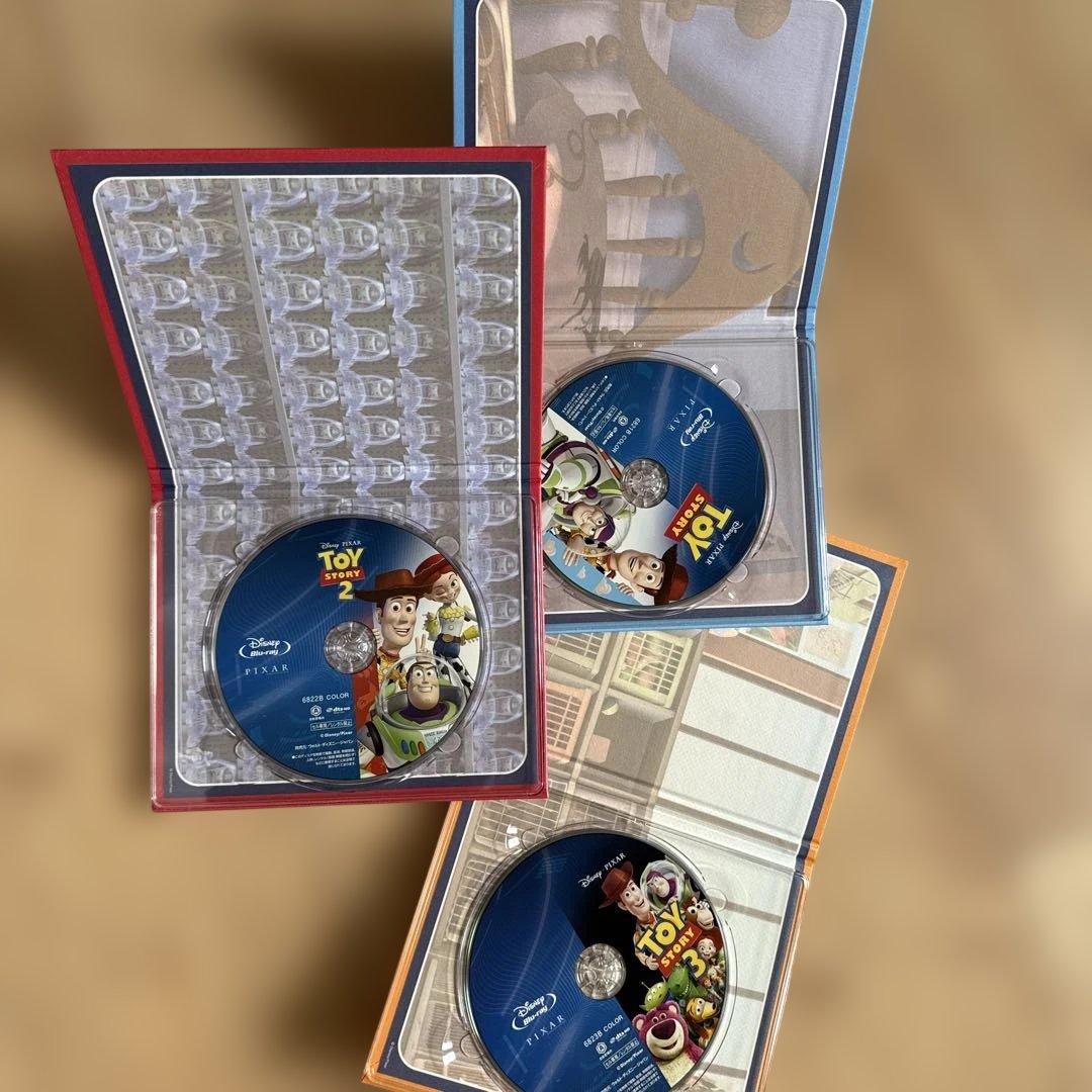 トイストーリー　Blu-ray DVD