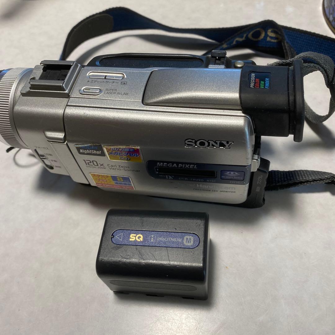 SONY miniDV HANDYCAM DCR-TRV20 ②